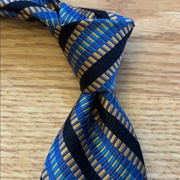 Robert Talbott βBest of Classβ Multicolored Tie - Picture 2 of 7